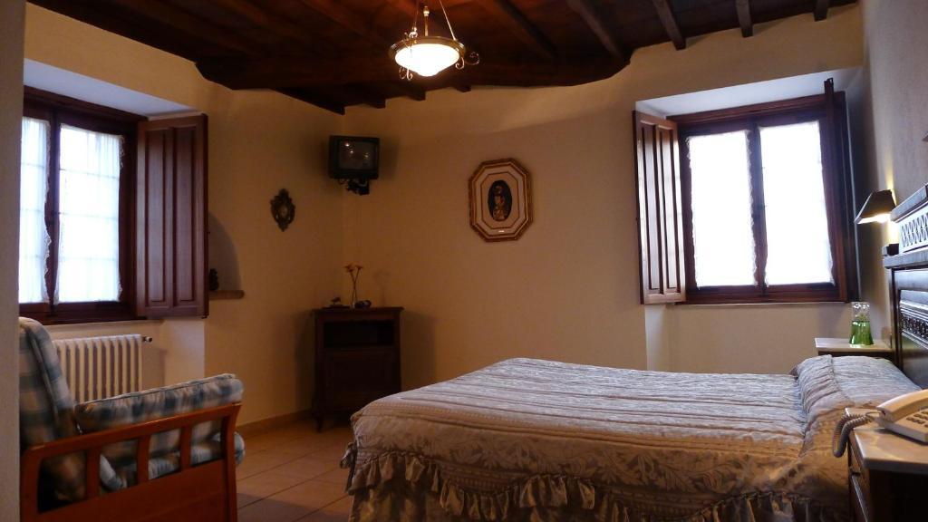 Pazo De Terrafeita Otel Trabada Oda fotoğraf